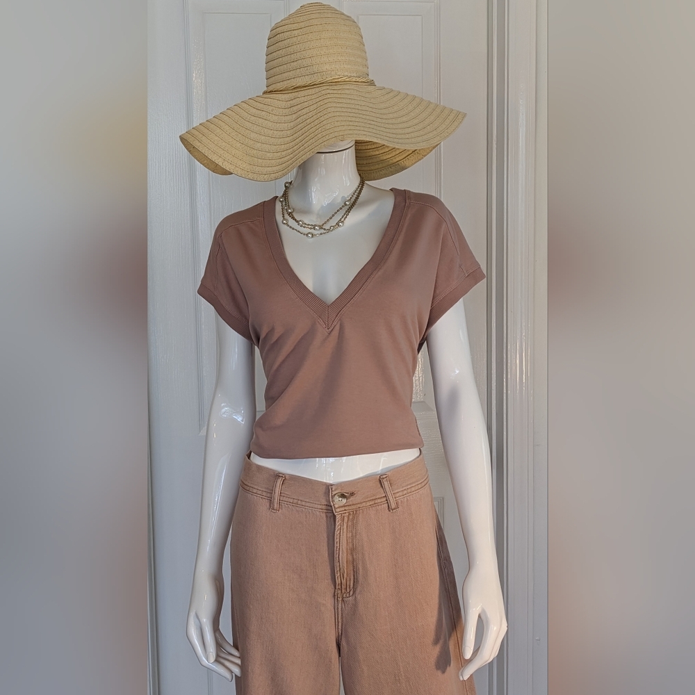 Free People Pink Sleeveless V-Neck Short Sleeve Top Size Medium
